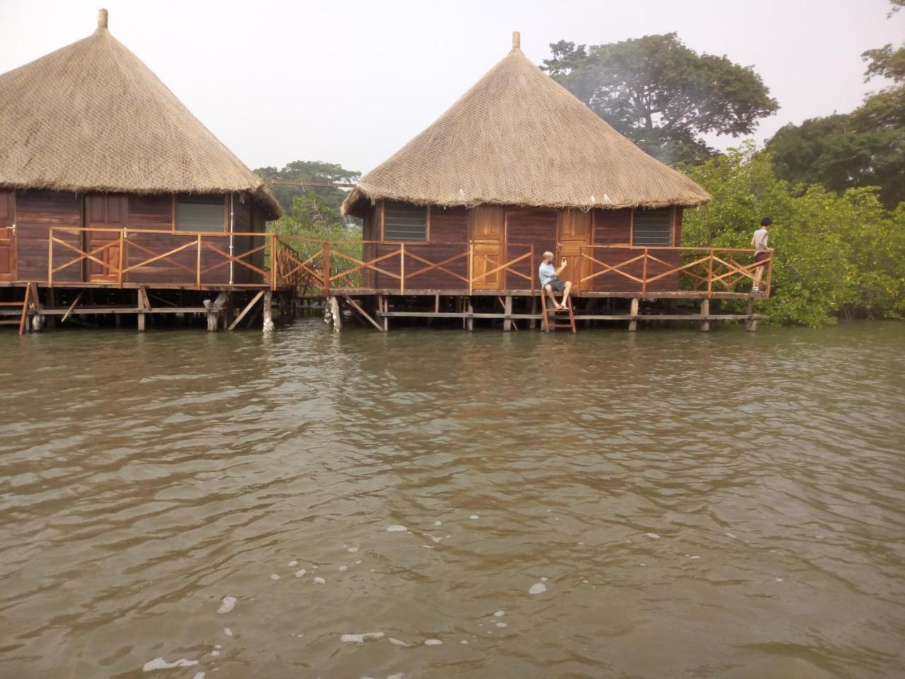 Bintang Bolong Lodge מראה חיצוני תמונה
