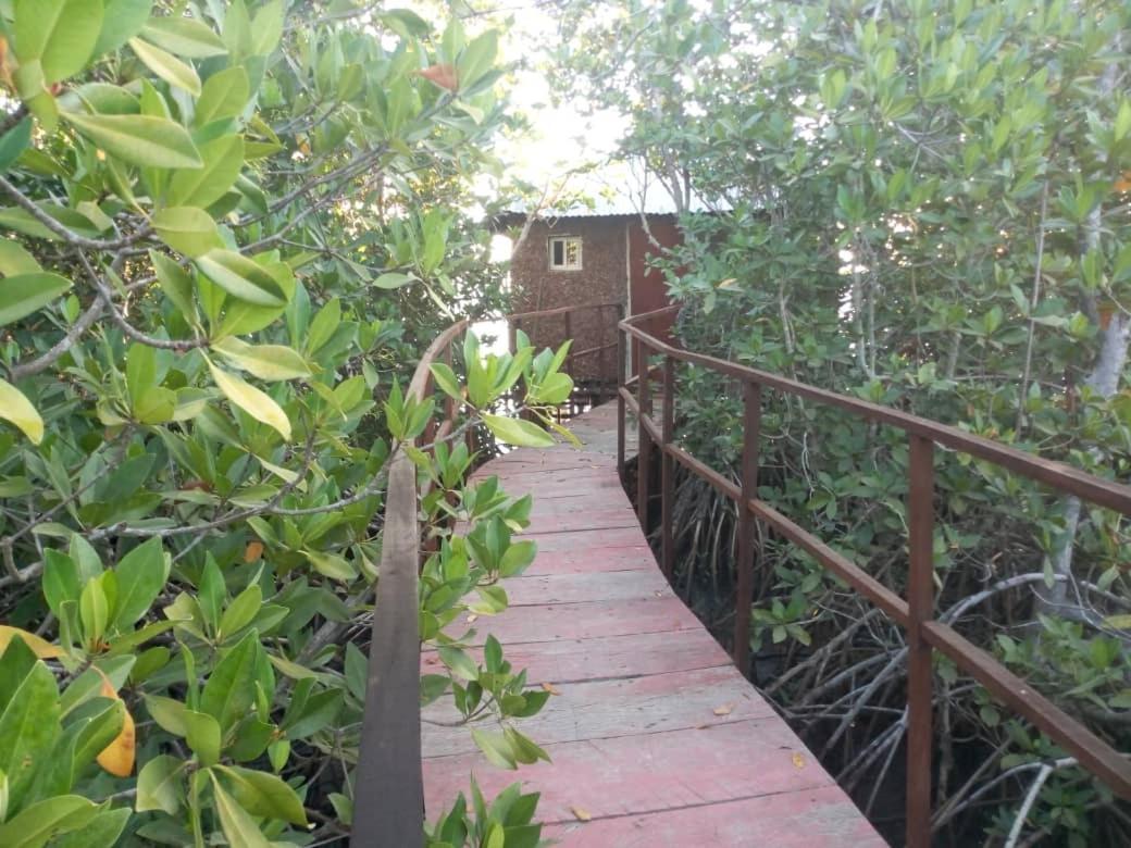 Bintang Bolong Lodge מראה חיצוני תמונה